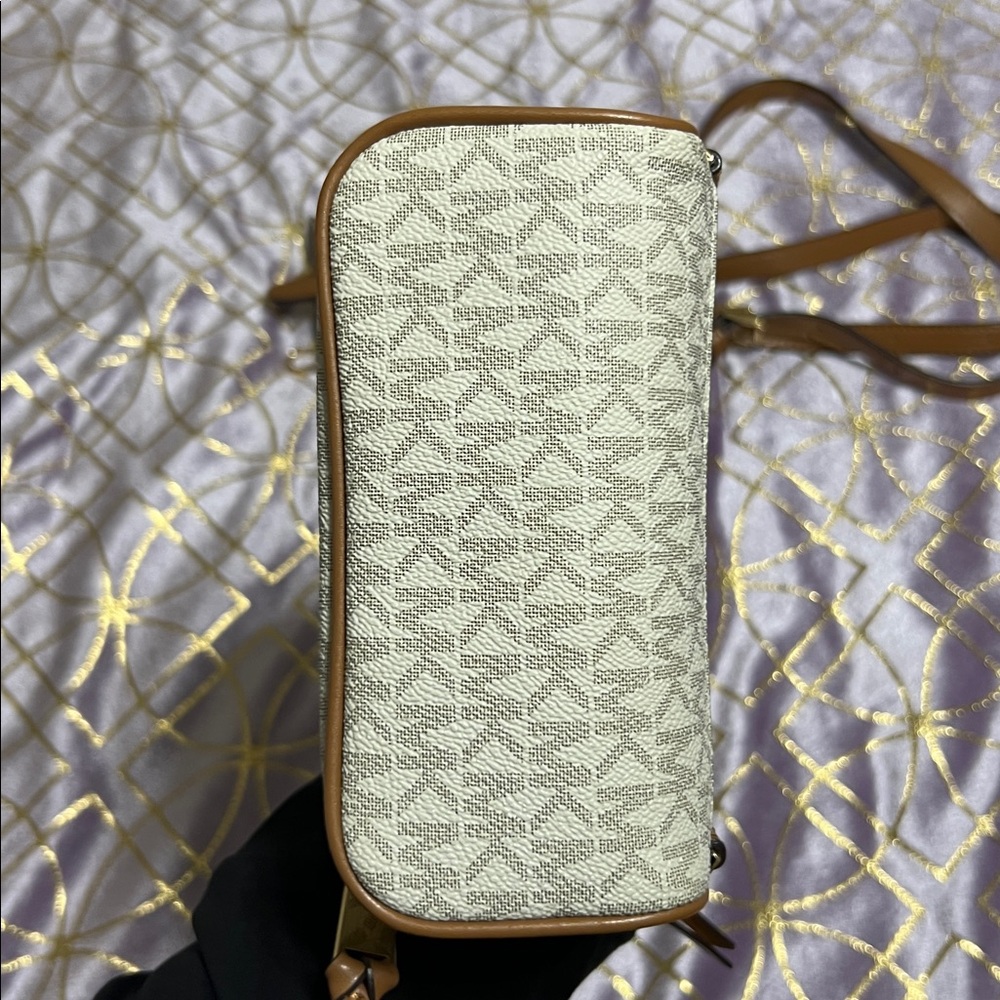 💥 LOWEST PRICE (stains & imperfections) - Picture 14 of 16